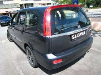 2003 Honda Stream Pictures