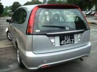 2003 Honda Stream Photos