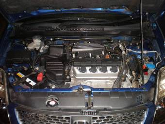 2003 Honda Stream Photos