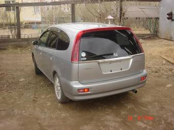 2003 Honda Stream Photos