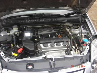 2003 Honda Stream Photos
