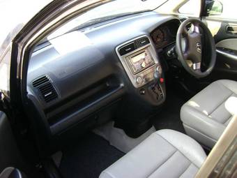 2003 Honda Stream Pictures