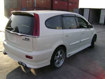 2003 Honda Stream Pictures