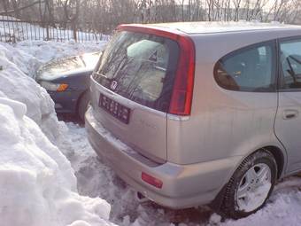 2003 Honda Stream Pictures