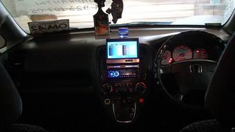 2003 Honda Stream Photos