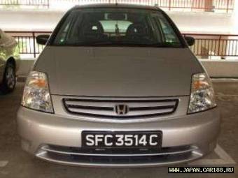 2003 Honda Stream Photos