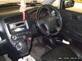 2003 Honda Stream Photos