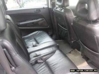 2003 Honda Stream Pics