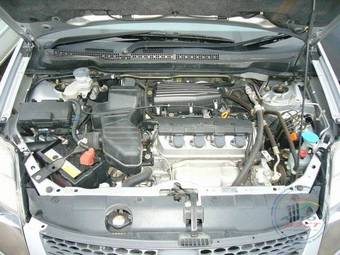 2003 Honda Stream Pictures