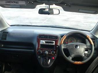 2003 Honda Stream Pictures