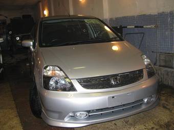 2003 Honda Stream Pics