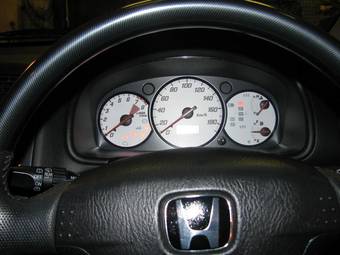 2003 Honda Stream Photos