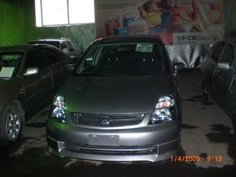 2003 Honda Stream Pictures