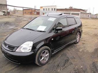 2003 Honda Stream Photos