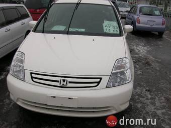 2003 Honda Stream Pictures