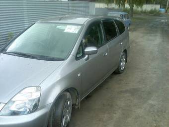 2003 Honda Stream Pictures