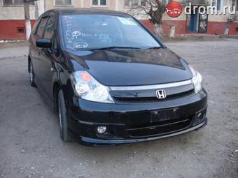 2003 Honda Stream Pictures