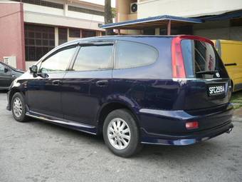 2003 Honda Stream Pictures