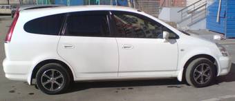 2003 Honda Stream Pictures