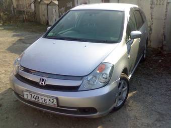 2003 Honda Stream Pictures