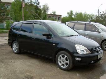 2003 Honda Stream Pics