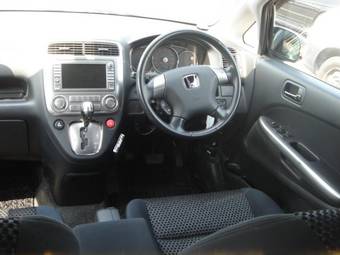 2003 Honda Stream Photos