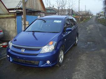 2003 Honda Stream Pictures