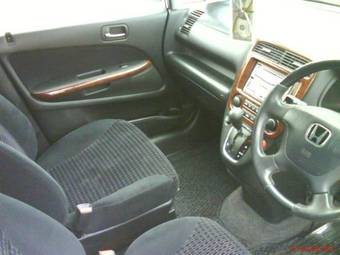 2003 Honda Stream Pictures