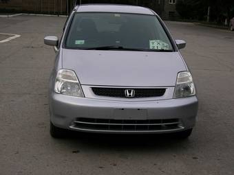 2003 Honda Stream Pictures