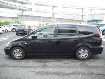 2003 Honda Stream Photos