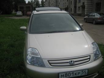 2003 Honda Stream Photos