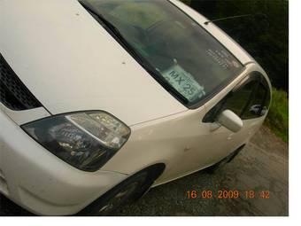 2003 Honda Stream Photos