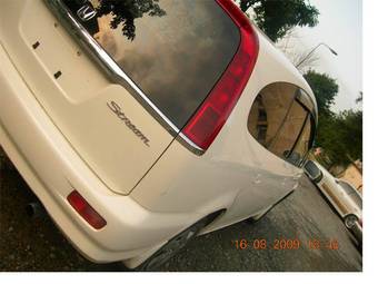 2003 Honda Stream Photos