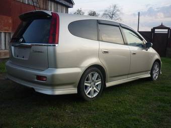 2003 Honda Stream Pictures