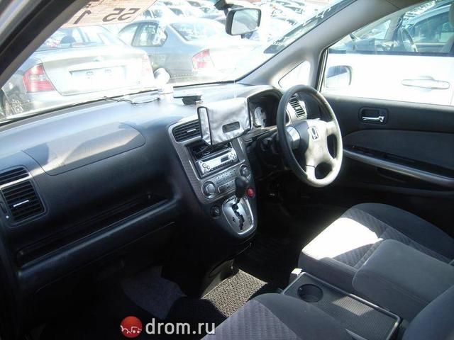 2004 Honda Stream