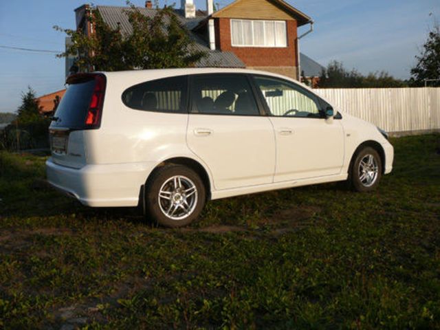 2004 Honda Stream