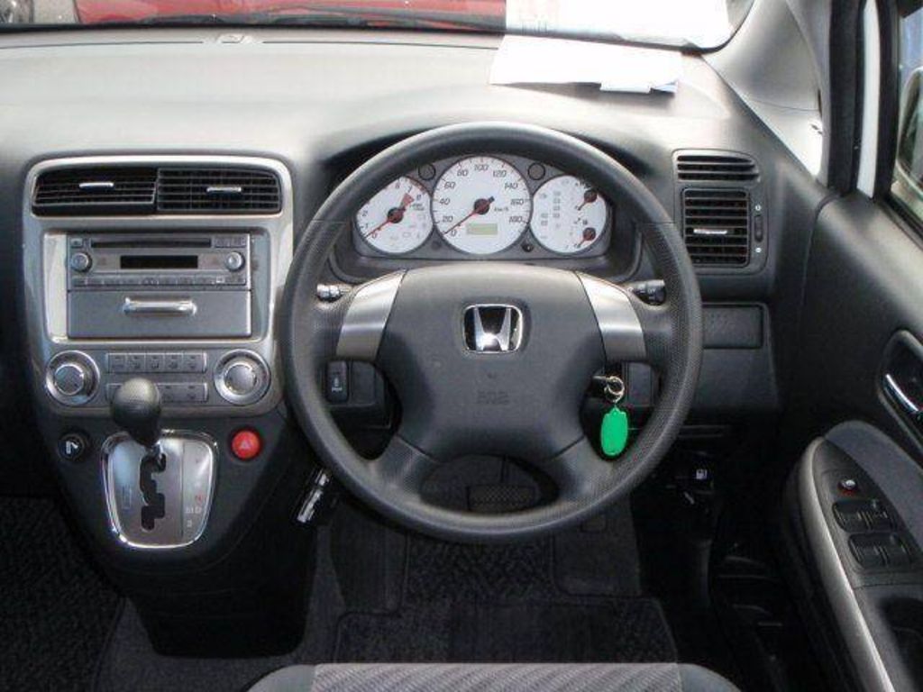 2004 Honda Stream