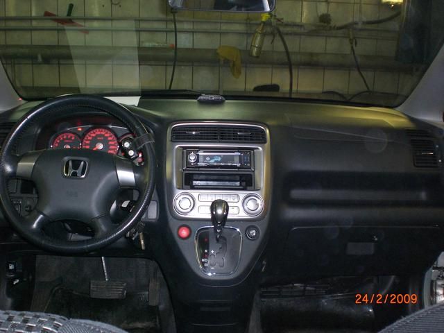 2004 Honda Stream