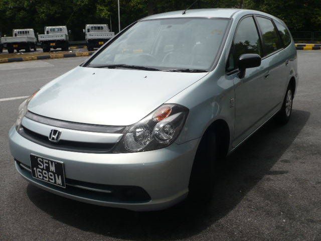 2004 Honda Stream