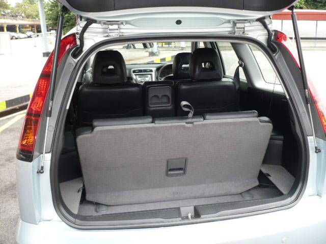 2004 Honda Stream
