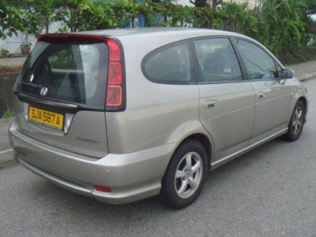 2004 Honda Stream