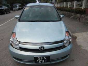 2004 Honda Stream Pictures