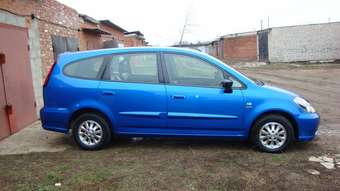 2004 Honda Stream Pictures