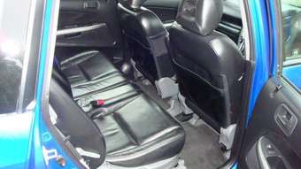 2004 Honda Stream Photos