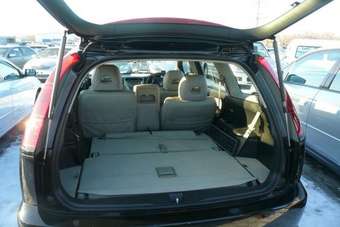 2004 Honda Stream Pictures