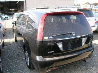 2004 Honda Stream Pictures