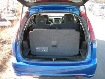 2004 Honda Stream Photos