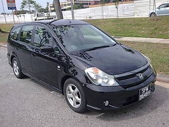 2004 Honda Stream Images