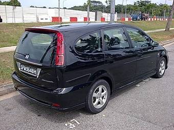 2004 Honda Stream Pictures