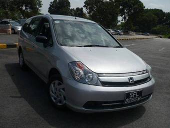 2004 Honda Stream Pictures